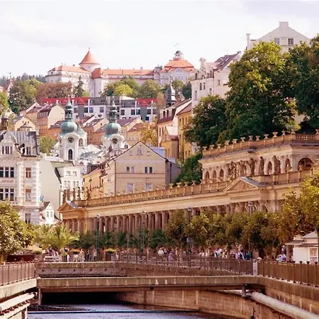 Renan 3* Karlovy Vary